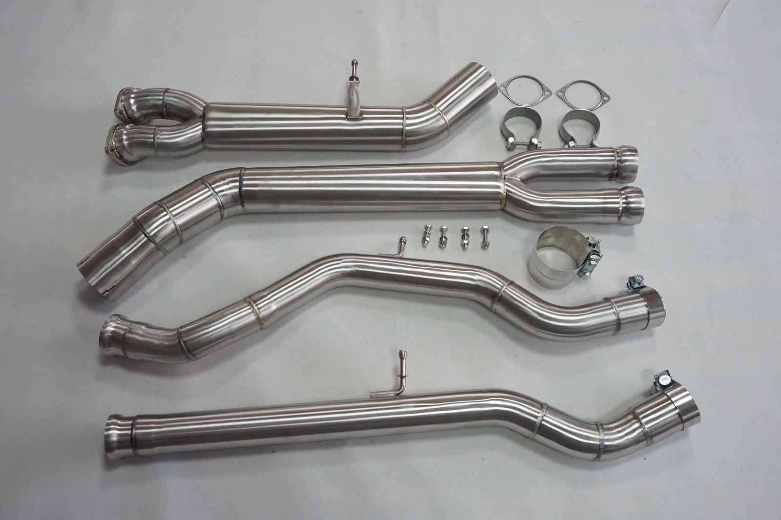 BMW M4 F82 Midpipe-Midpipe